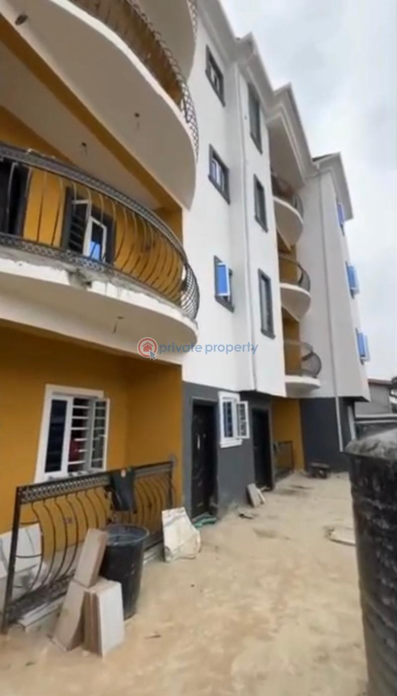 2 bedroom Flat & Apartment For Rent Surulere Lagos