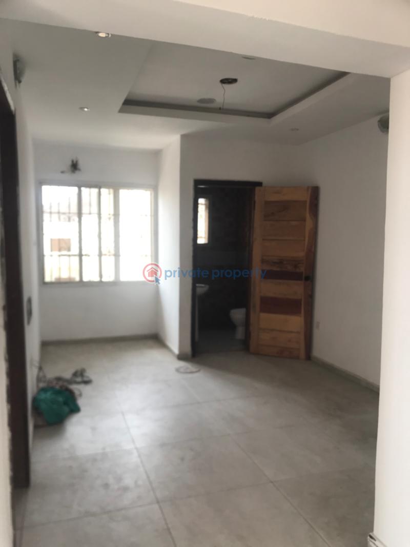 2 bedroom Block Of Flats For Rent Ologolo Lekki Lagos - 0