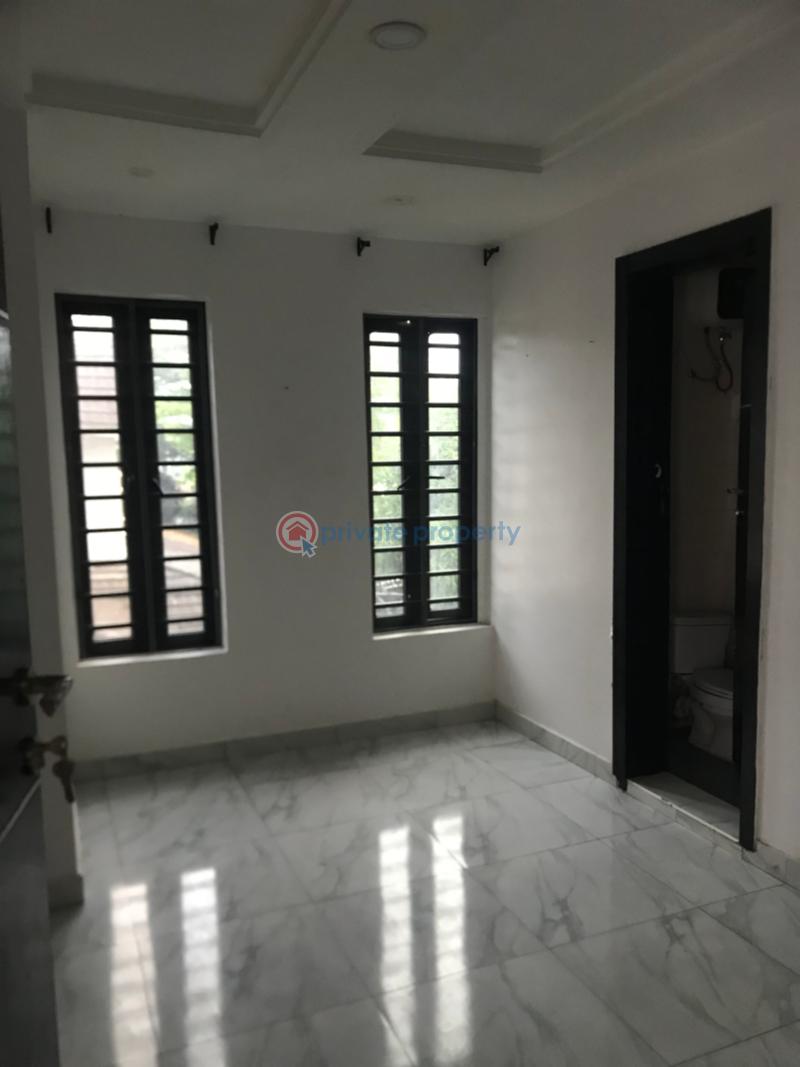 2 bedroom Block Of Flats For Rent Ologolo Lekki Lagos - 4