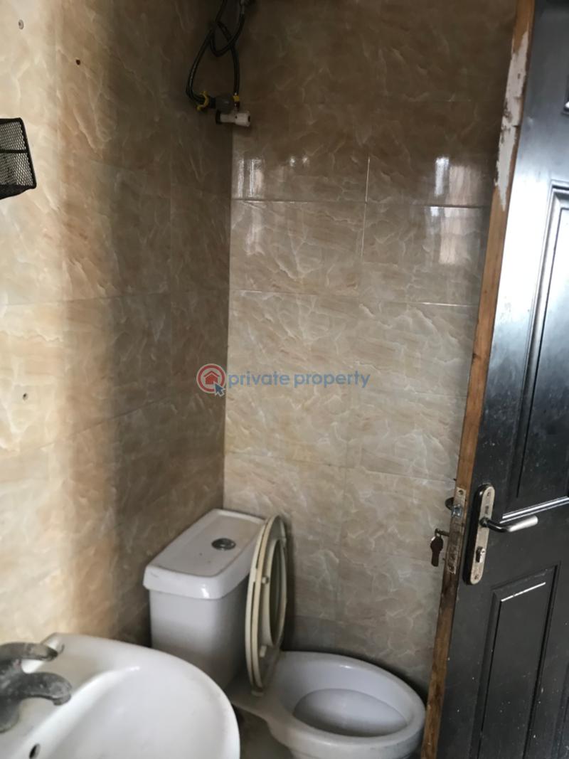 2 bedroom Block Of Flats For Rent Ilasan Lekki Lagos - 3