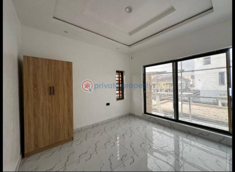 2 bedroom Block Of Flats For Rent Ologolo Lekki Lagos - 3