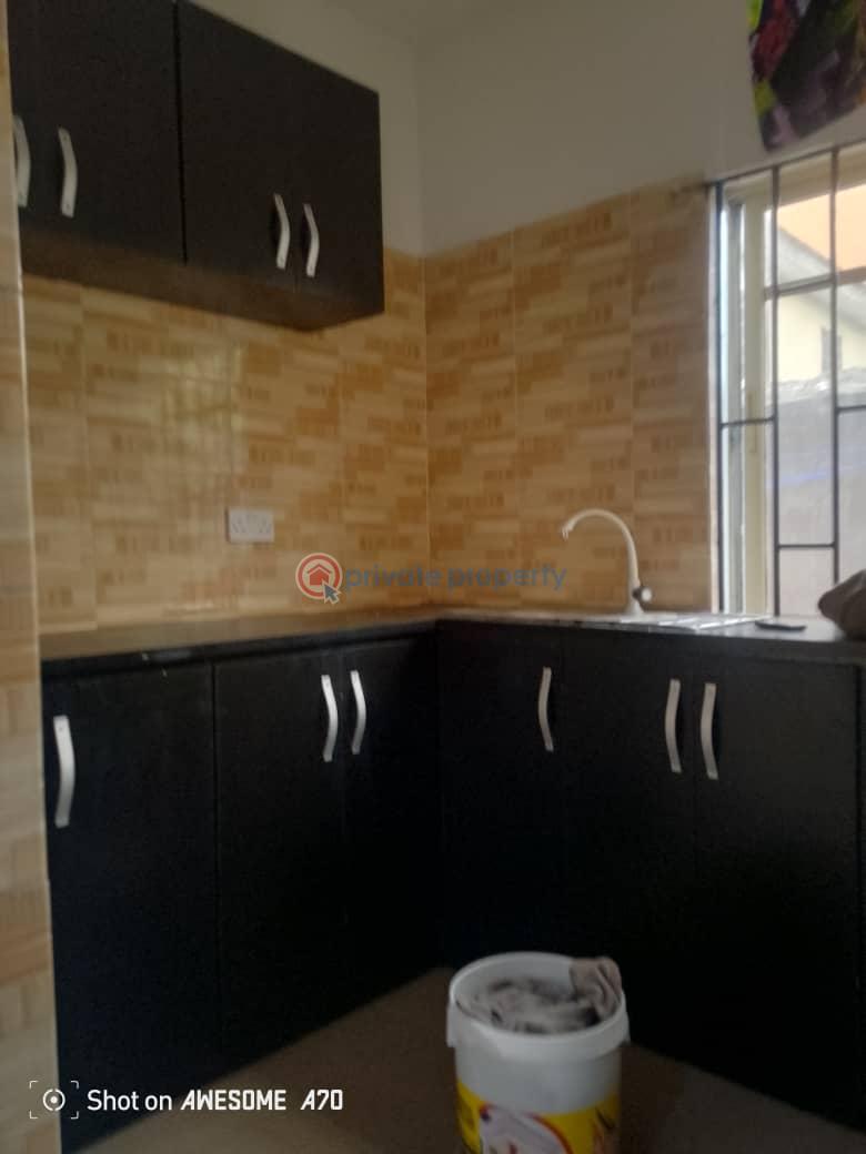 2 bedroom Block Of Flats For Rent Sabo Yaba Lagos - 2