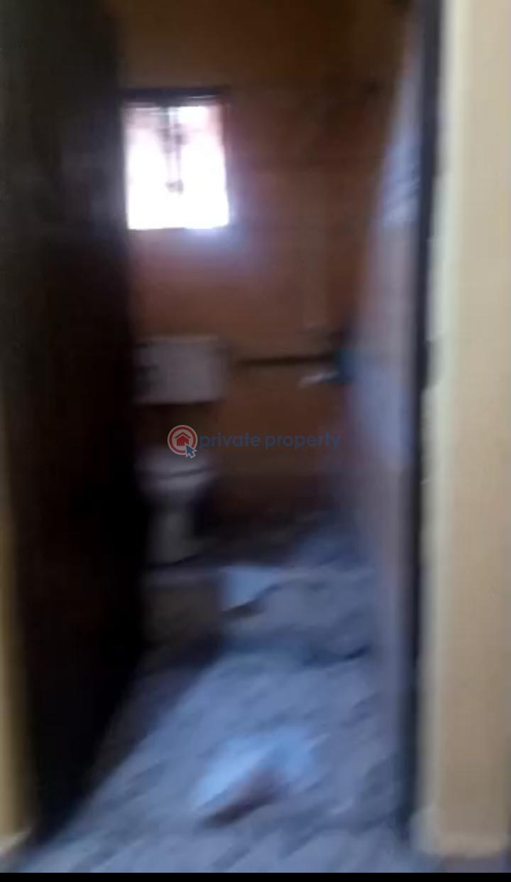 2 bedroom Block Of Flats For Rent Canoe Isolo Lagos - 4