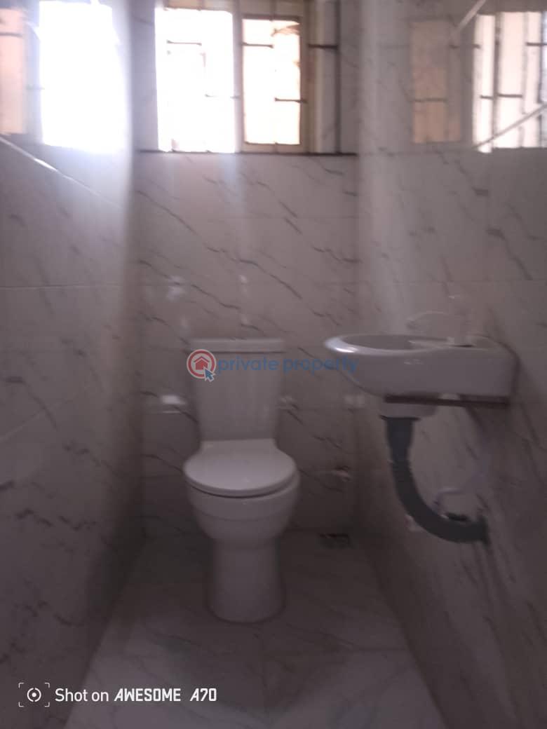 2 bedroom Block Of Flats For Rent Sabo Yaba Lagos - 6