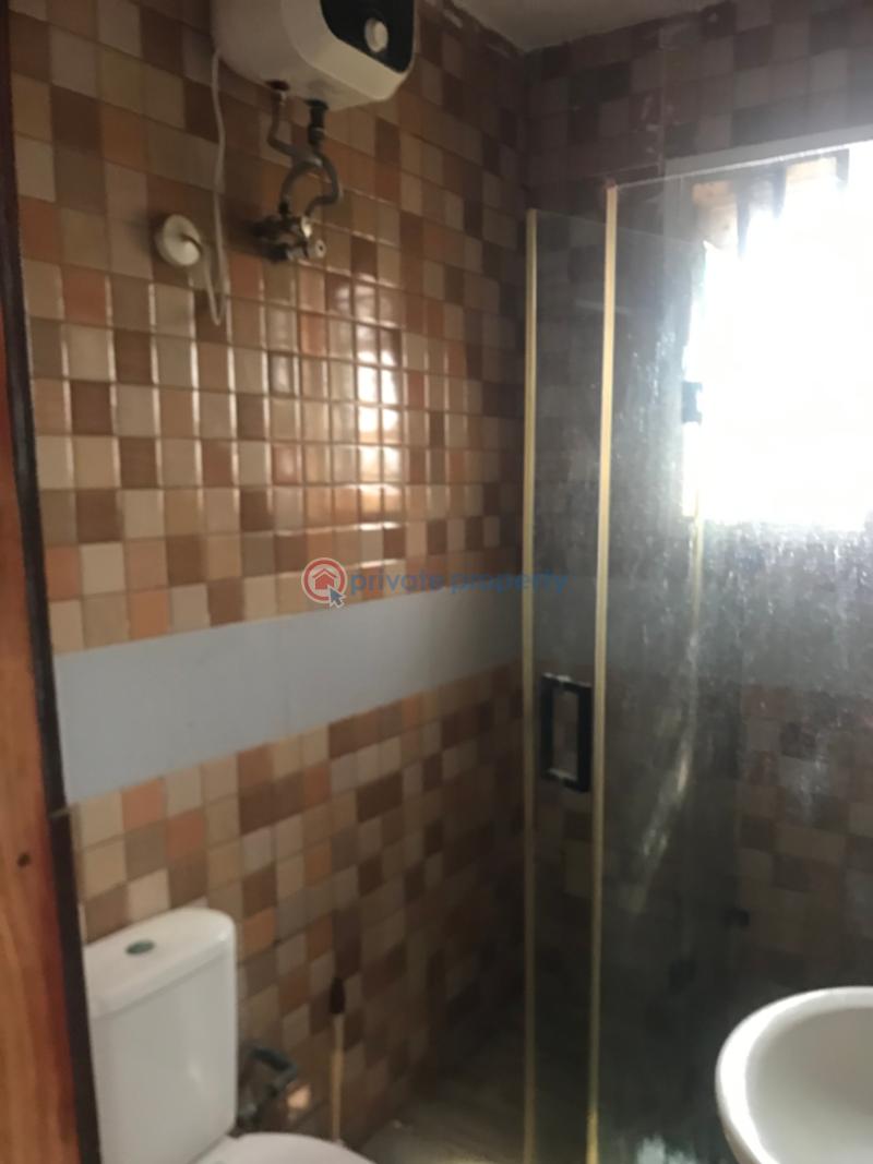 2 bedroom Block Of Flats For Rent Ologolo Lekki Lagos - 2
