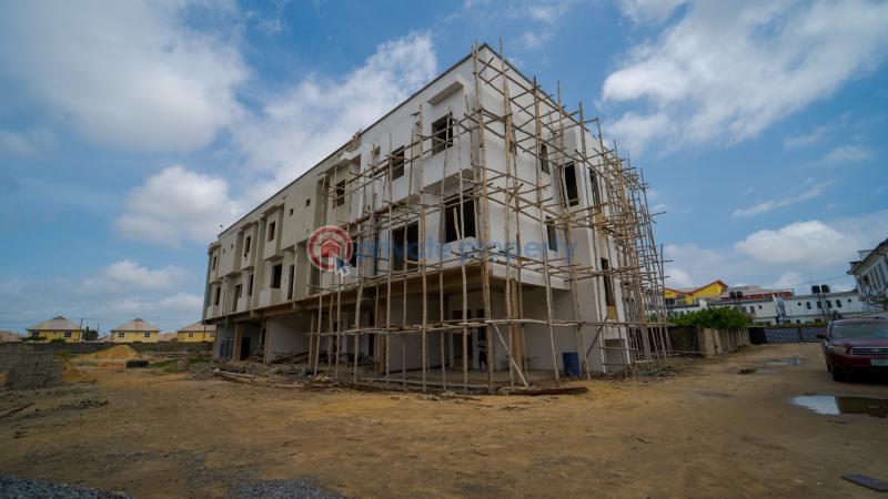 Lovely 2-bedroom maisonette - 4 2 bedroom Maisonette For Sale Olivia's Square, Osapa Lekki Lagos - 4