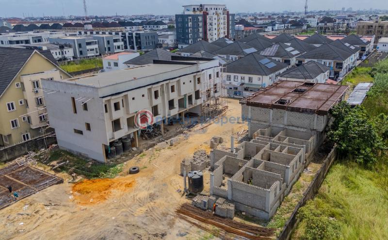 Lovely 2-bedroom maisonette - 8 2 bedroom Maisonette For Sale Olivia's Square, Osapa Lekki Lagos - 8