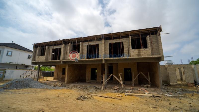 Lovely 2-bedroom maisonette - 12 2 bedroom Maisonette For Sale Olivia's Square, Osapa Lekki Lagos - 12