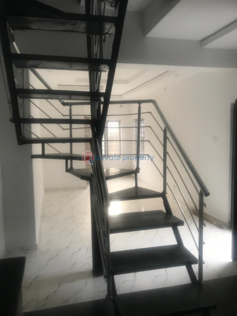 2 bedroom Block Of Flats For Rent Ikate Elegushi Lekki Lagos - 1