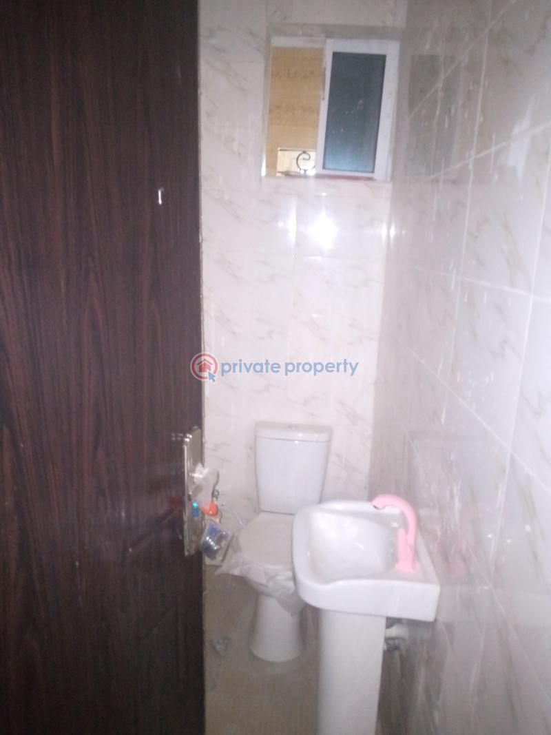 2 bedroom Flat & Apartment For Rent Ifako-Gbagada Lagos - 4