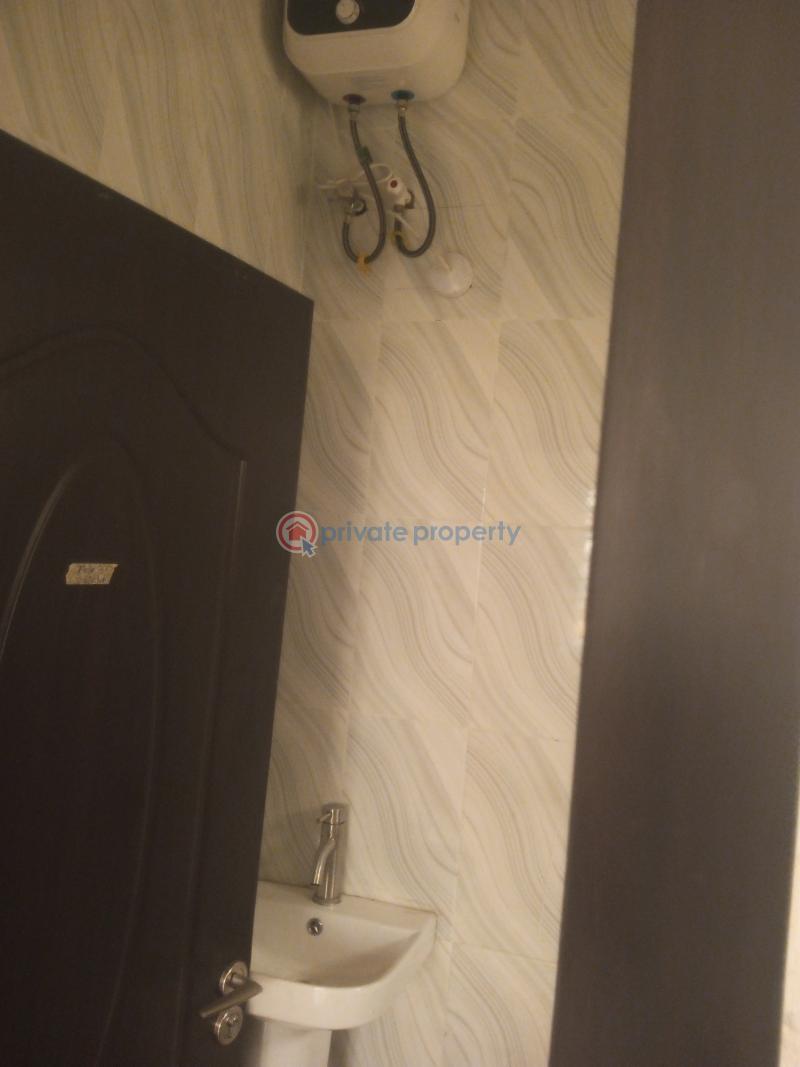 2 bedroom Flat & Apartment For Rent Gbagada Lagos - 9