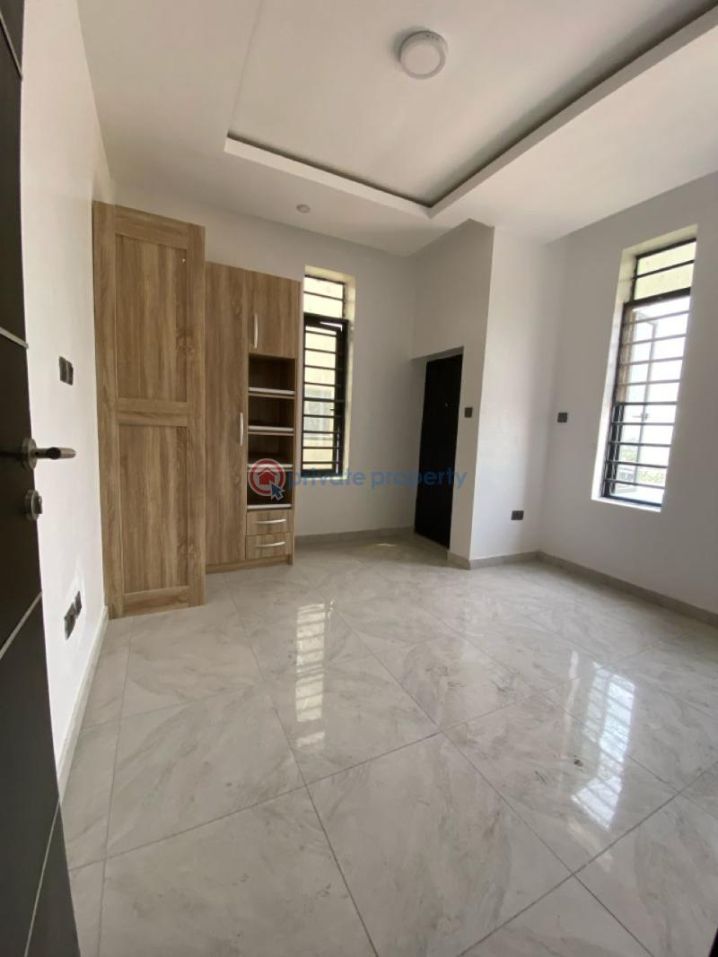 2 bedroom Block Of Flats For Sale Ologolo Lekki Lagos - 2