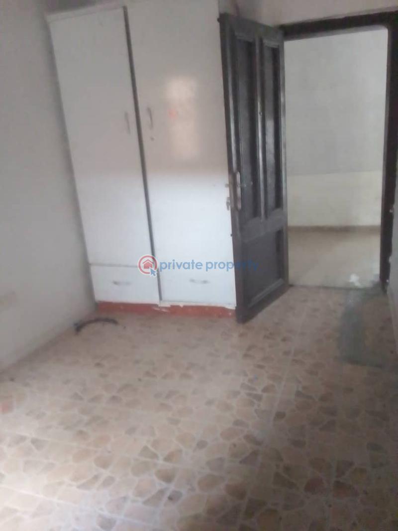 2 bedroom Block Of Flats For Rent Estate Ilasan Lekki Lagos - 7