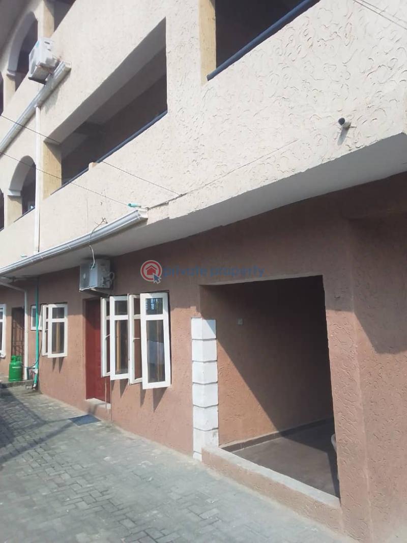 2 bedroom Block Of Flats For Rent Estate Ilasan Lekki Lagos - 6
