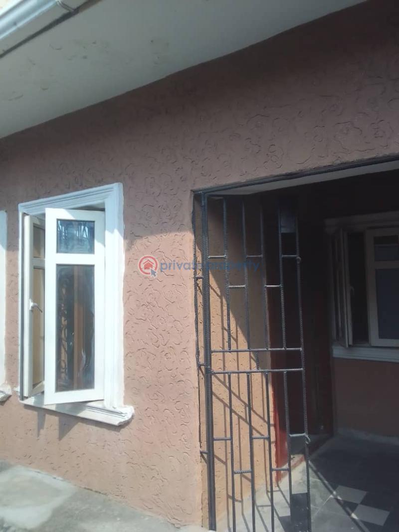 2 bedroom Block Of Flats For Rent Estate Ilasan Lekki Lagos - 8