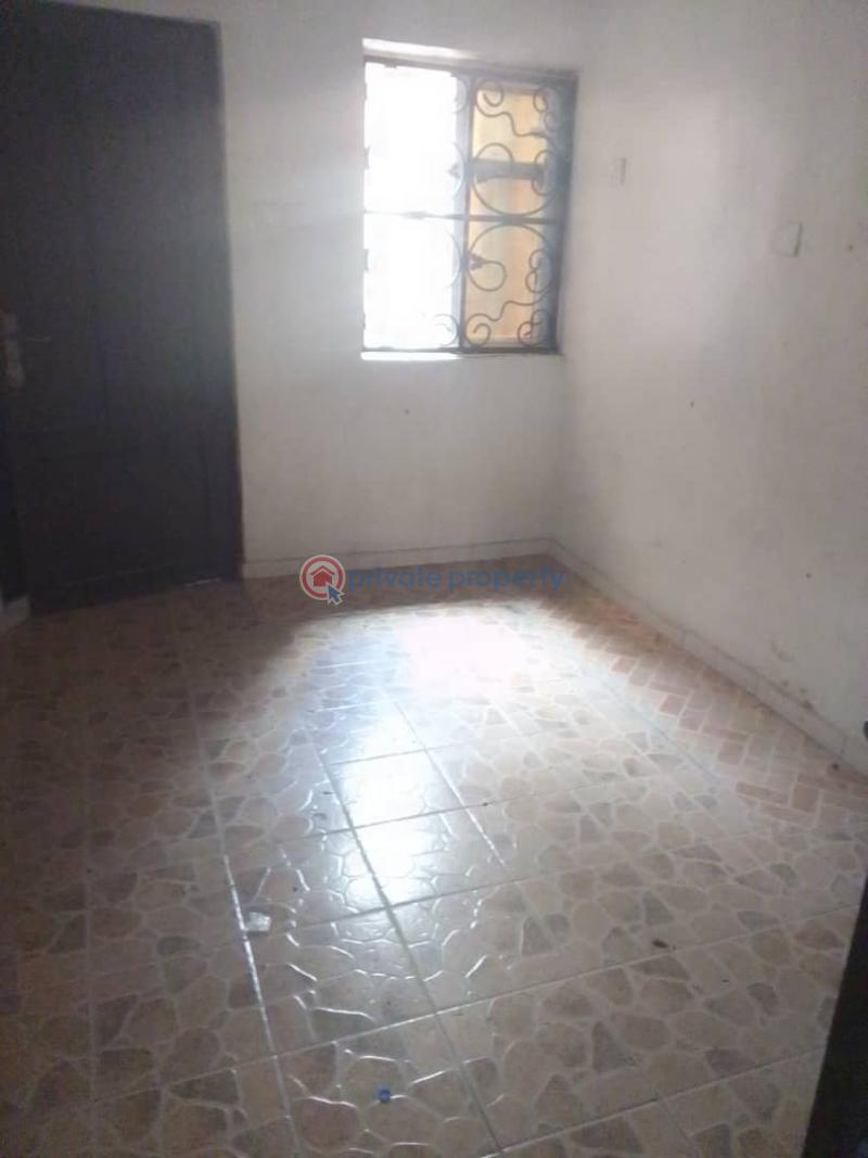 2 bedroom Block Of Flats For Rent Estate Ilasan Lekki Lagos - 2