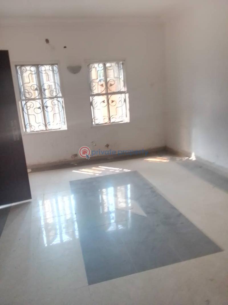 2 bedroom Block Of Flats For Rent Estate Ilasan Lekki Lagos - 4