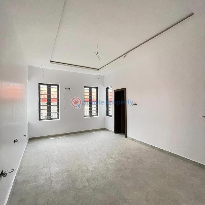 2 bedroom Maisonette For Sale Pen Cinema Close To Ikeja Ifako-ogba Lagos - 5