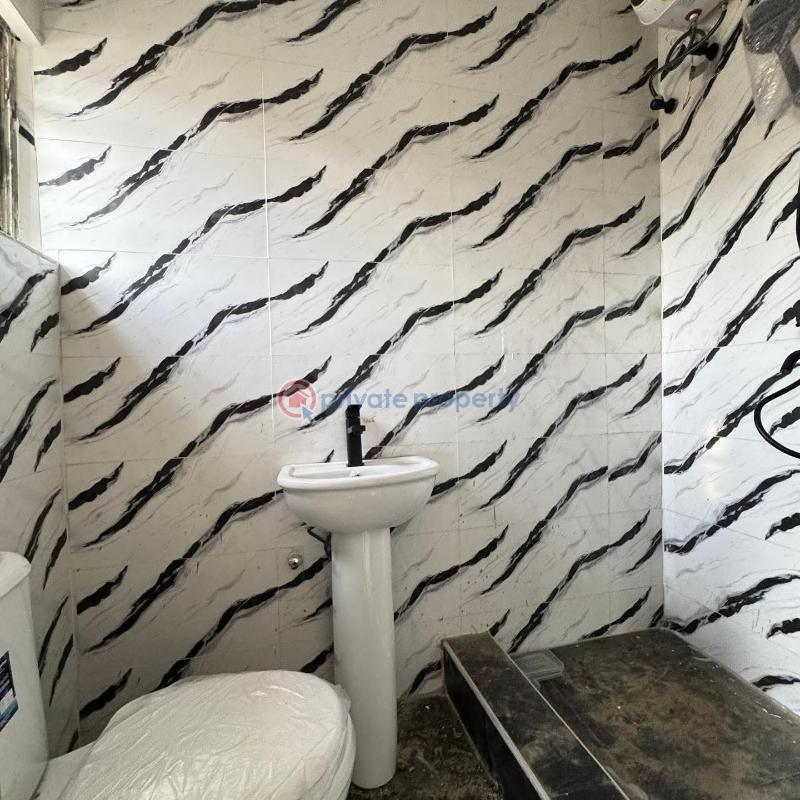 2 bedroom Flat & Apartment For Sale Yaba Lagos - 10