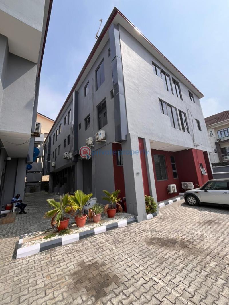 3 bedroom Block Of Flats For Sale Lekki Right Lekki Phase 1 Lagos - 11