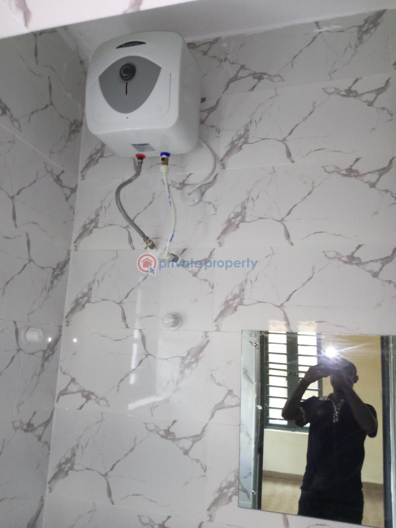 3 bedroom Flat & Apartment For Rent Gbagada Lagos - 11