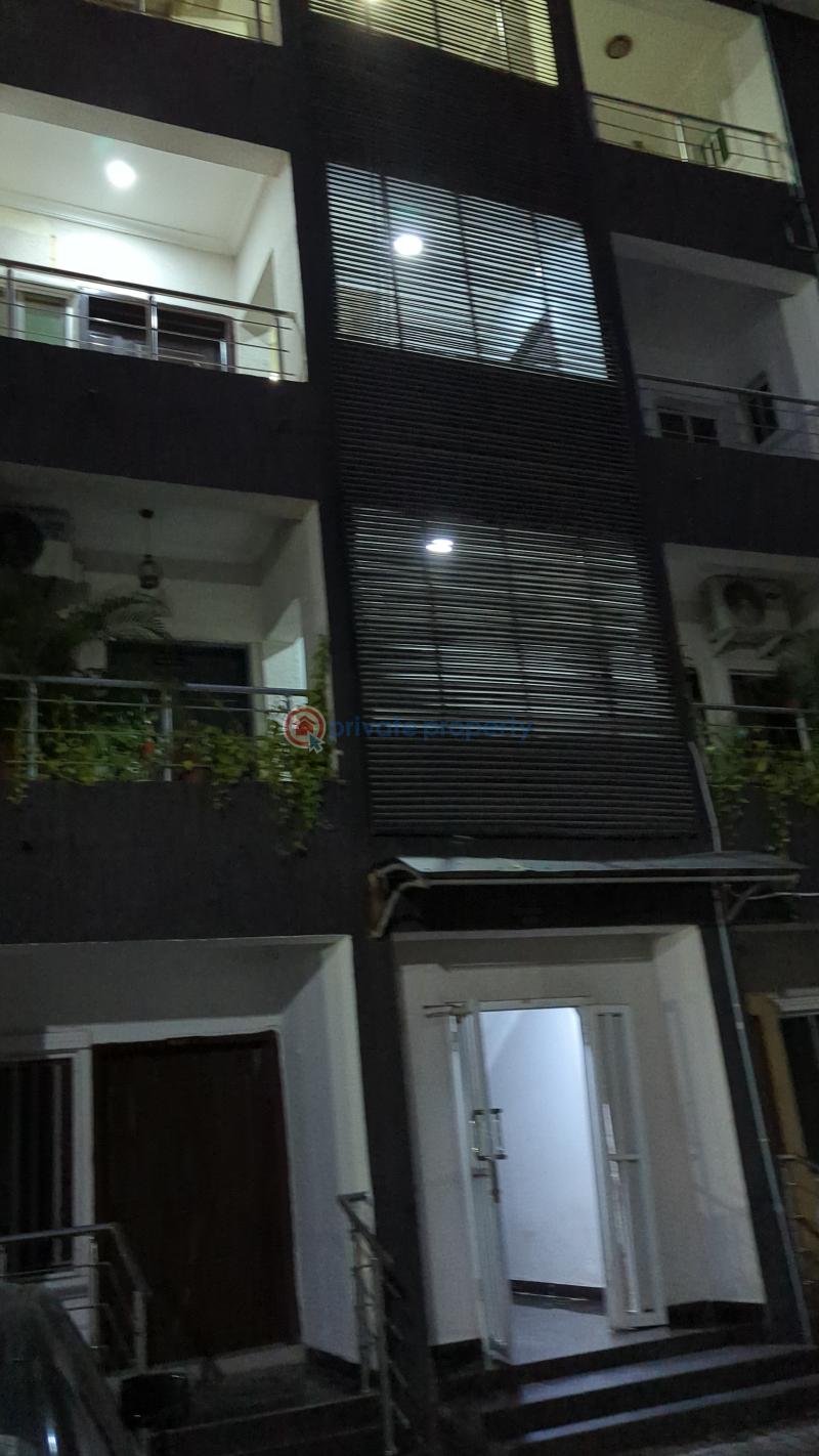 3 bedroom Terrace For Sale Lekki Gardens, Circle Mall, Brown Stone Estate, House On The Rock Church, Spar Supermarket, Camberwall Advantage 2. Ikate Elegushi Lekki Lagos - 2