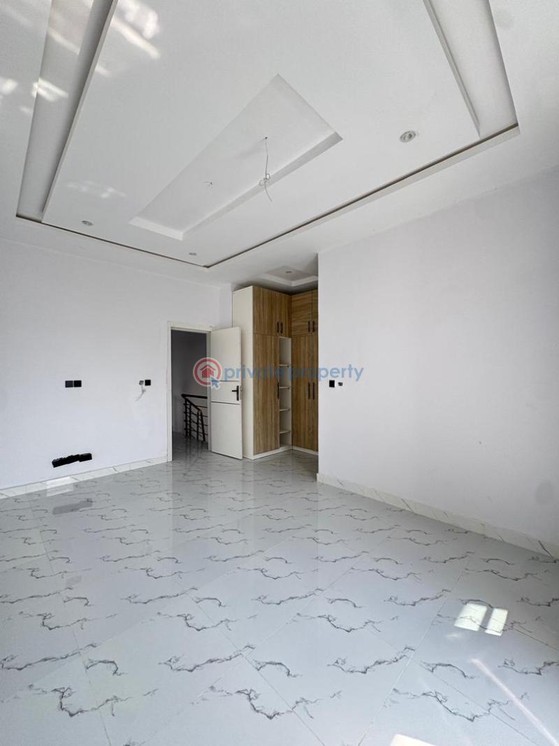 3 bedroom Terrace For Sale Mother And Child Hospital, Ojaja Mall. Abraham Adesanya Ajah Lagos - 11