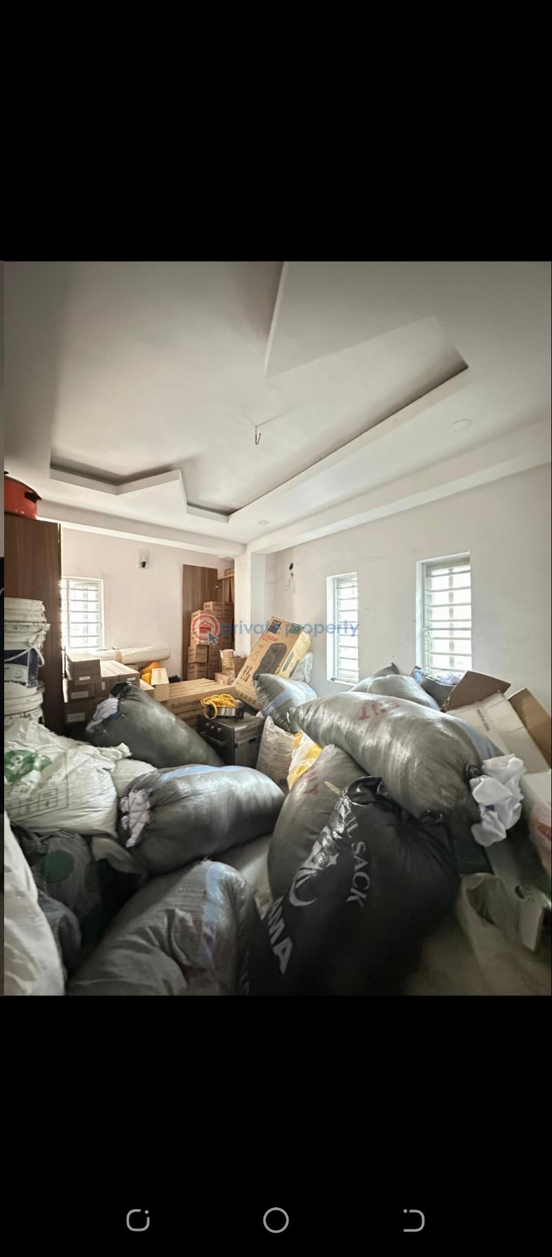 3 bedroom Block Of Flats For Sale Surulere Lagos - 5