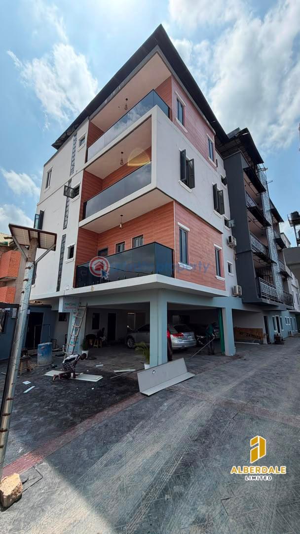 3 bedroom Flat & Apartment For Sale Yaba Lagos - 0