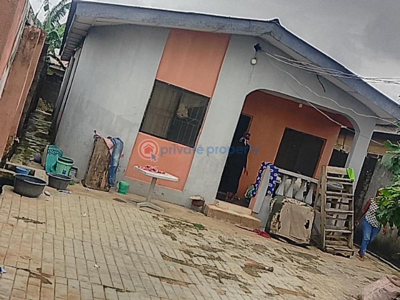 Lovely 3 bedroom bungalow - 1 3 bedroom Bungalow For Sale Community Ijegun Ikotun/Igando Lagos - 1