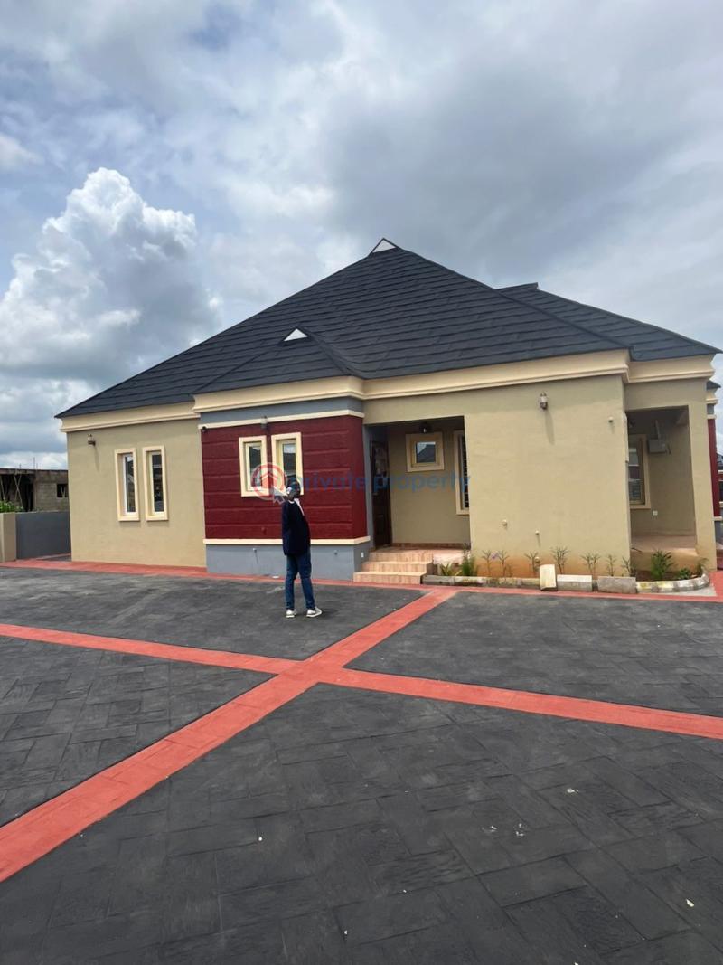 3 bedroom Bungalow For Sale Redemption City, Bluestone Treasure Estate, Ire Estate. Ajebo Obafemi Owode Ogun - 0