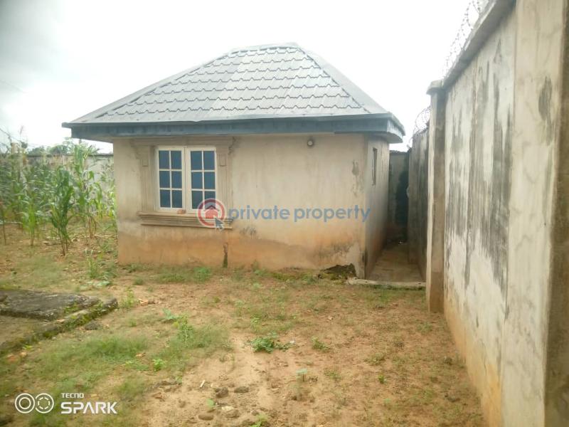 3 bedroom Detached Duplex For Sale Asabari, Apata Ibadan Oyo - 1