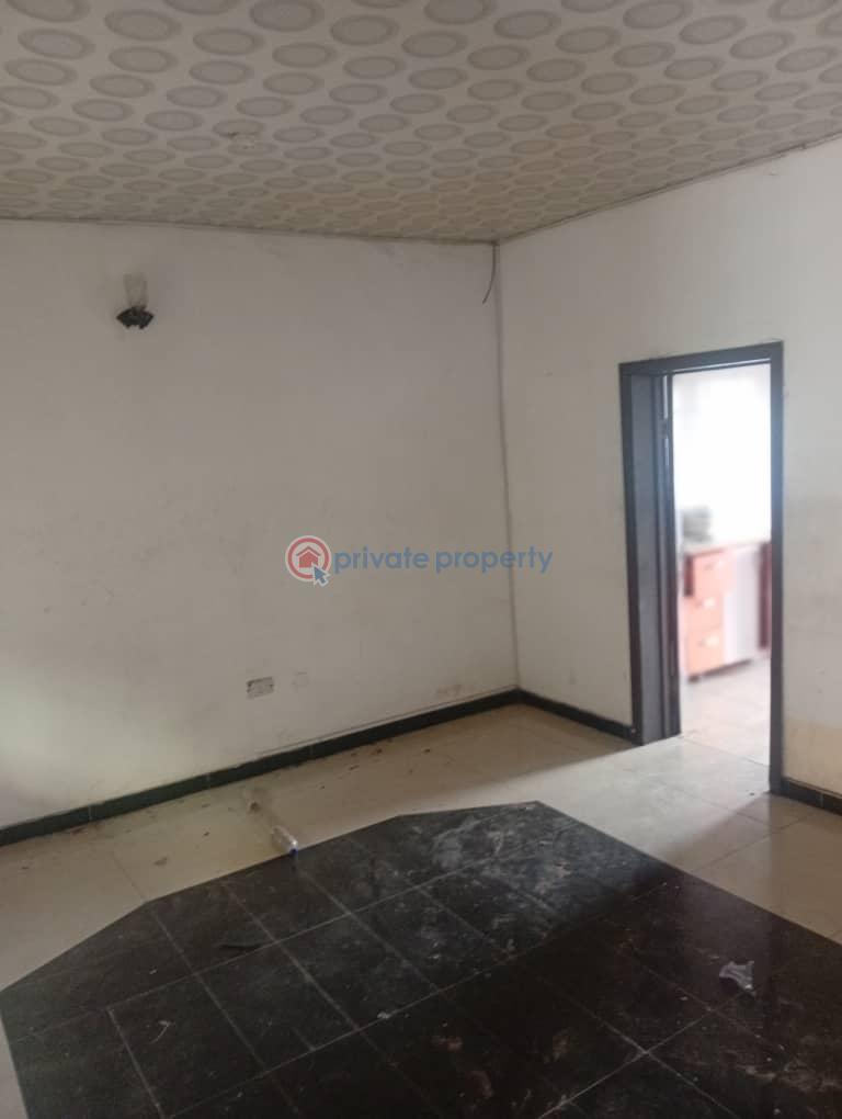 3 bedroom Block Of Flats For Rent Alapere Kosofe/Ikosi Lagos - 3