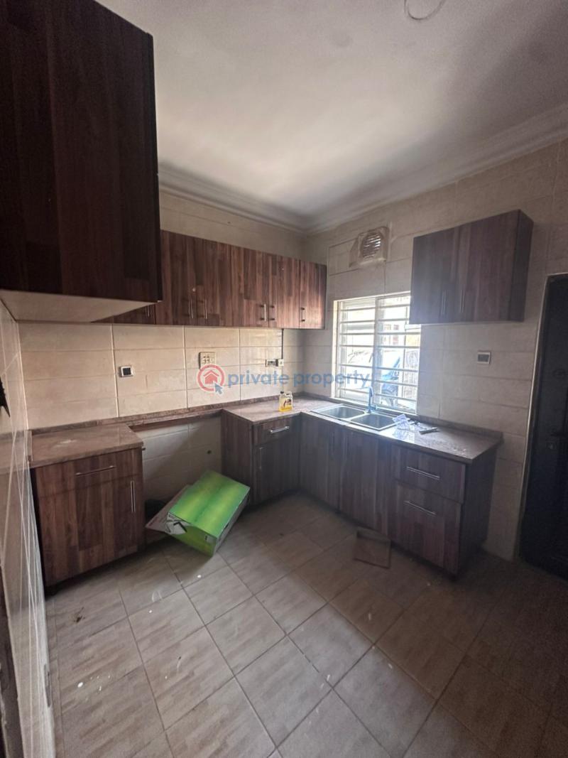 3 bedroom Block Of Flats For Rent Ologolo Lekki Lagos - 5