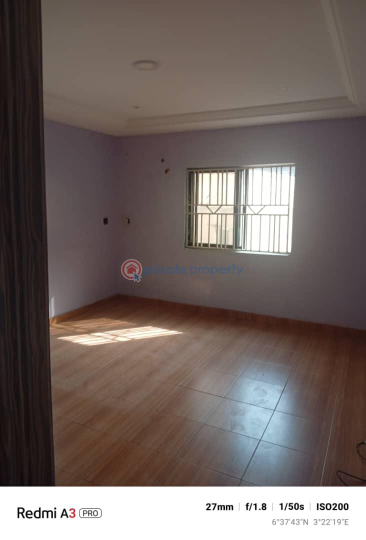 3 bedroom Block Of Flats For Rent Omole Phase 2 Ojodu Lagos - 11