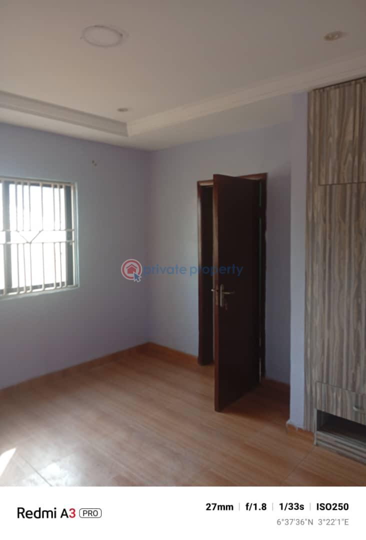3 bedroom Block Of Flats For Rent Omole Phase 2 Ojodu Lagos - 6