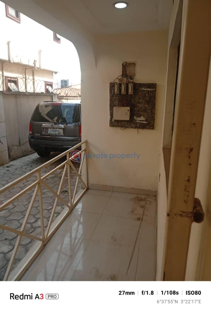 3 bedroom Block Of Flats For Rent Omole Phase 2 Ojodu Lagos - 1