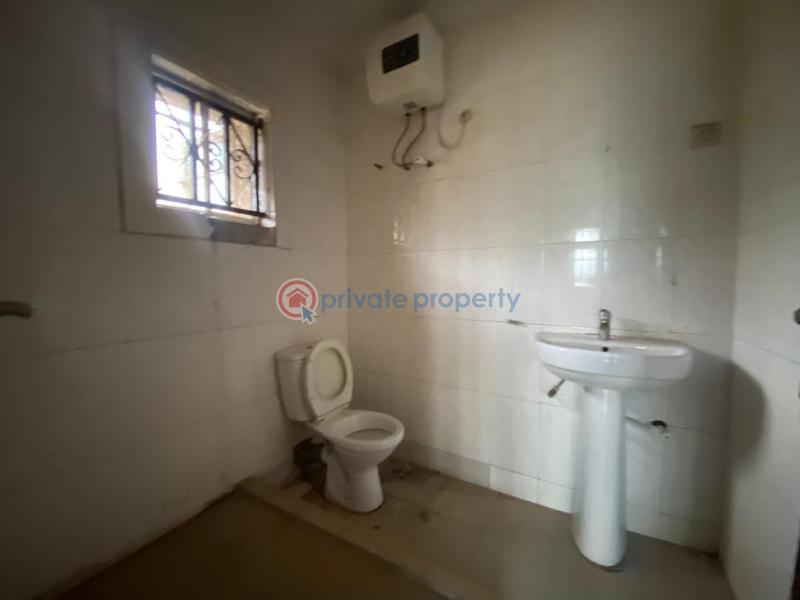 3 bedroom Block Of Flats For Rent Magodo Kosofe/Ikosi Lagos - 2