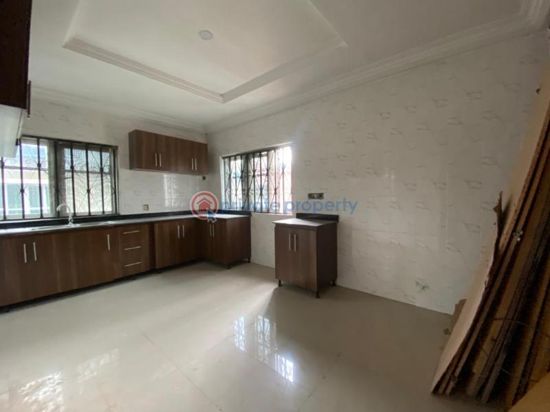 3 bedroom Block Of Flats For Rent Magodo Kosofe/Ikosi Lagos - 7