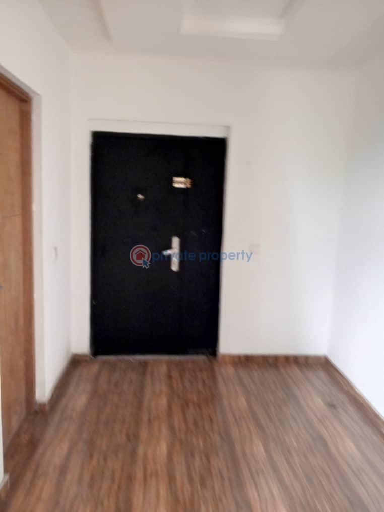 3 bedroom Block Of Flats For Rent Ebute Metta Yaba Lagos - 8