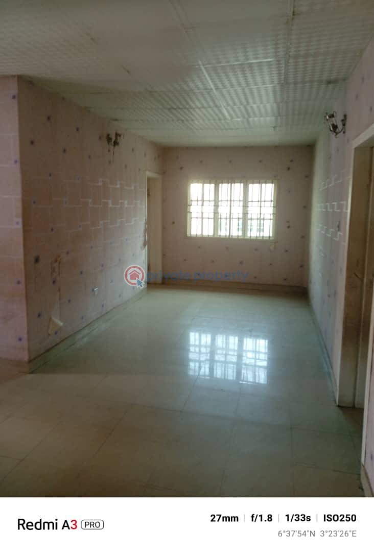 3 bedroom Block Of Flats For Rent Magodo GRA Phase 1 Ojodu Lagos - 3