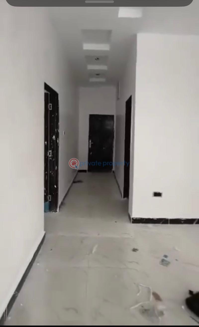 3 bedroom Block Of Flats For Rent Mende Maryland Lagos - 0