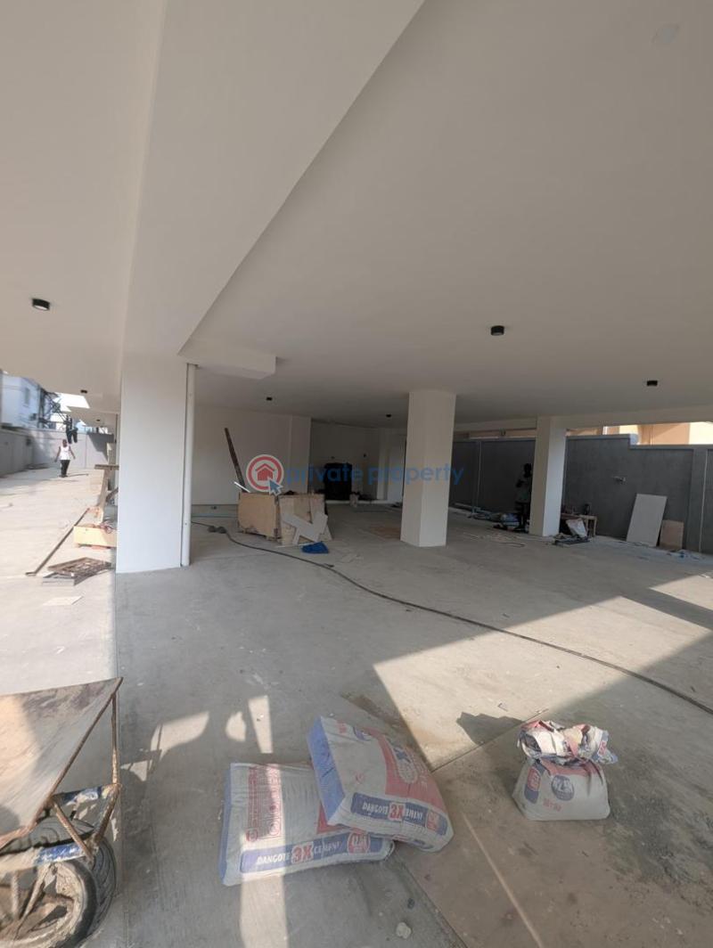3 bedroom Block Of Flats For Sale Central Lekki Phase 1 Lekki Lagos - 12