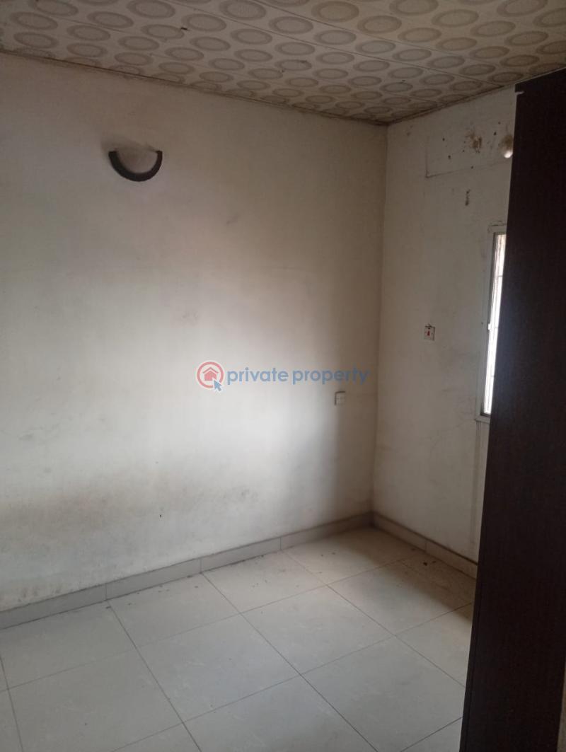 3 bedroom Block Of Flats For Rent Alapere Kosofe/Ikosi Lagos - 1