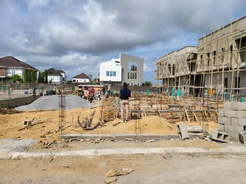 Lovely 3-bedroom semi-detached duplex with bq - 10 3 bedroom Semi detached Duplex For Sale Vineyard Court Phase 2, Ogombo Road. Abraham Adesanya Ajah Lagos - 10