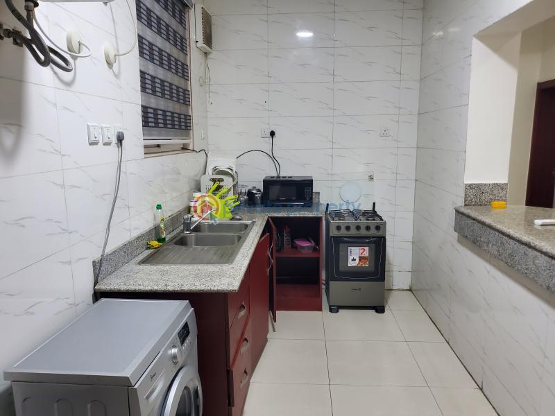 For shortlet 3 bedroom Block Of Flats Cromwell Court Estate Chevron