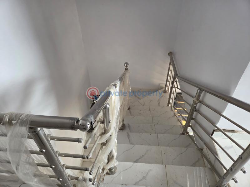 3 bedroom Terrace For Sale Ojaja Park, Capriconia Hotel, Alagbaka Akure Ondo - 8