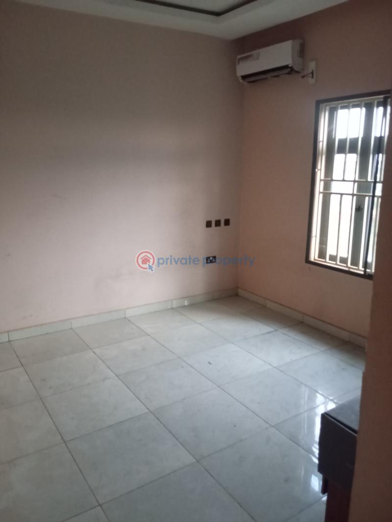 3 bedroom Block Of Flats For Rent Jahi Abuja Phase 2  - 3