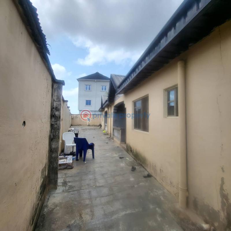 2 bedroom Block Of Flats For Sale Abaranje Ikotun/Igando Lagos - 1