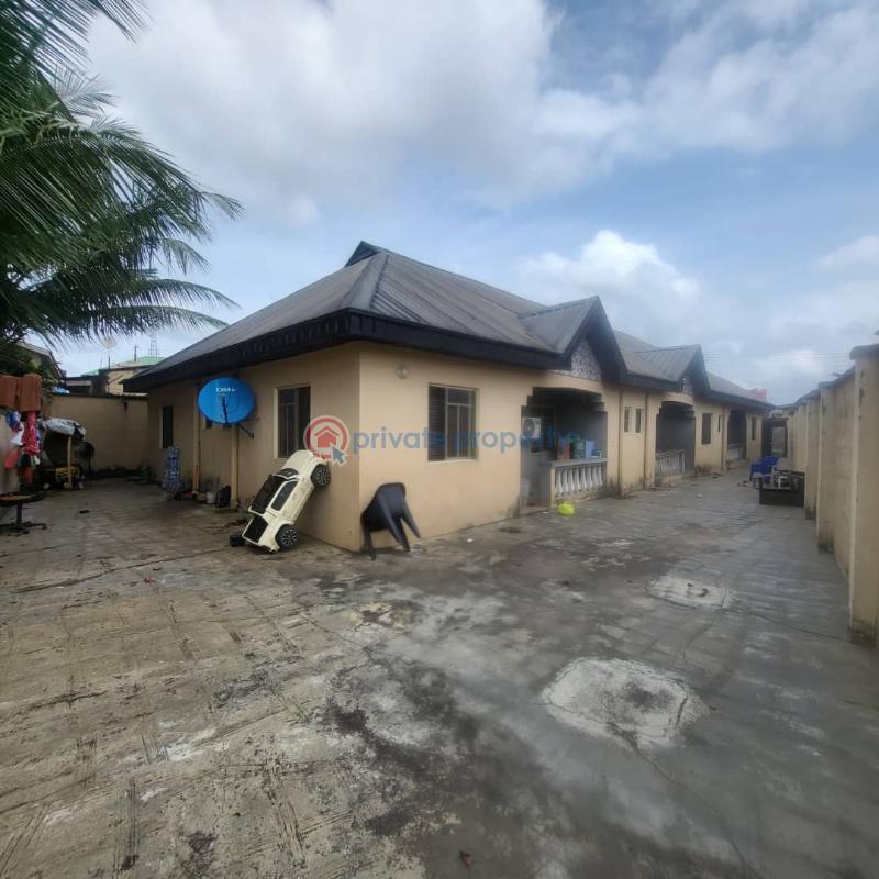 2 bedroom Block Of Flats For Sale Abaranje Ikotun/Igando Lagos - 0